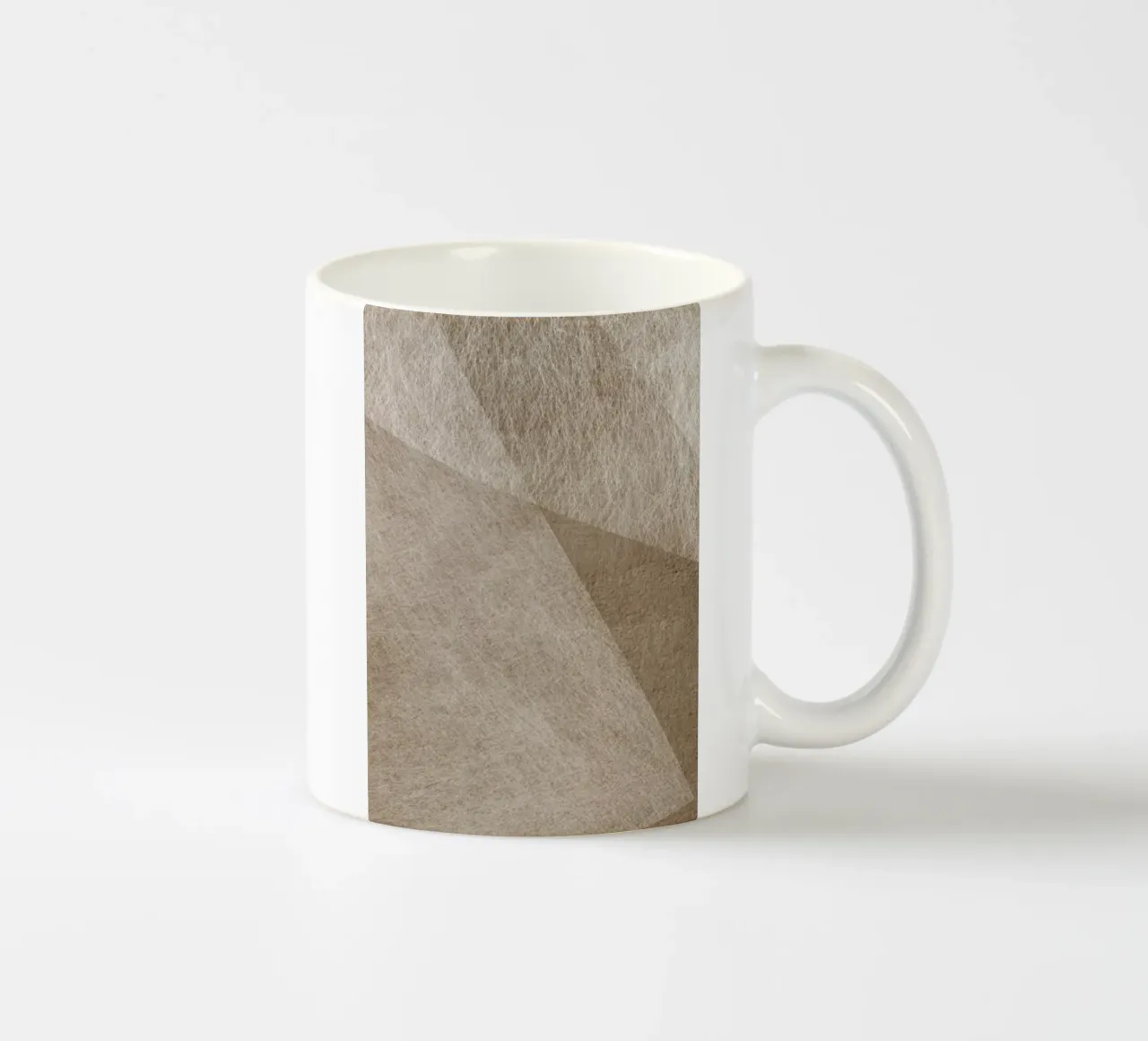 abstract geometric triangles monochrome tazza in ceramica da vintageshop