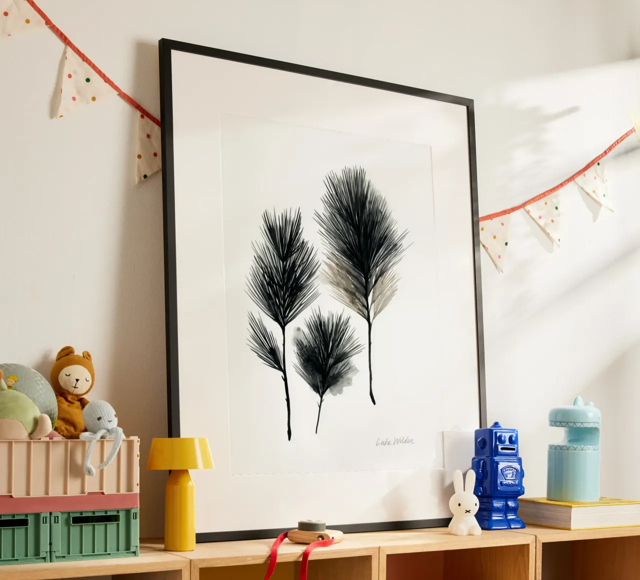 Ink Pine Trio poster con telaio in legno da Louise Wilder Studio