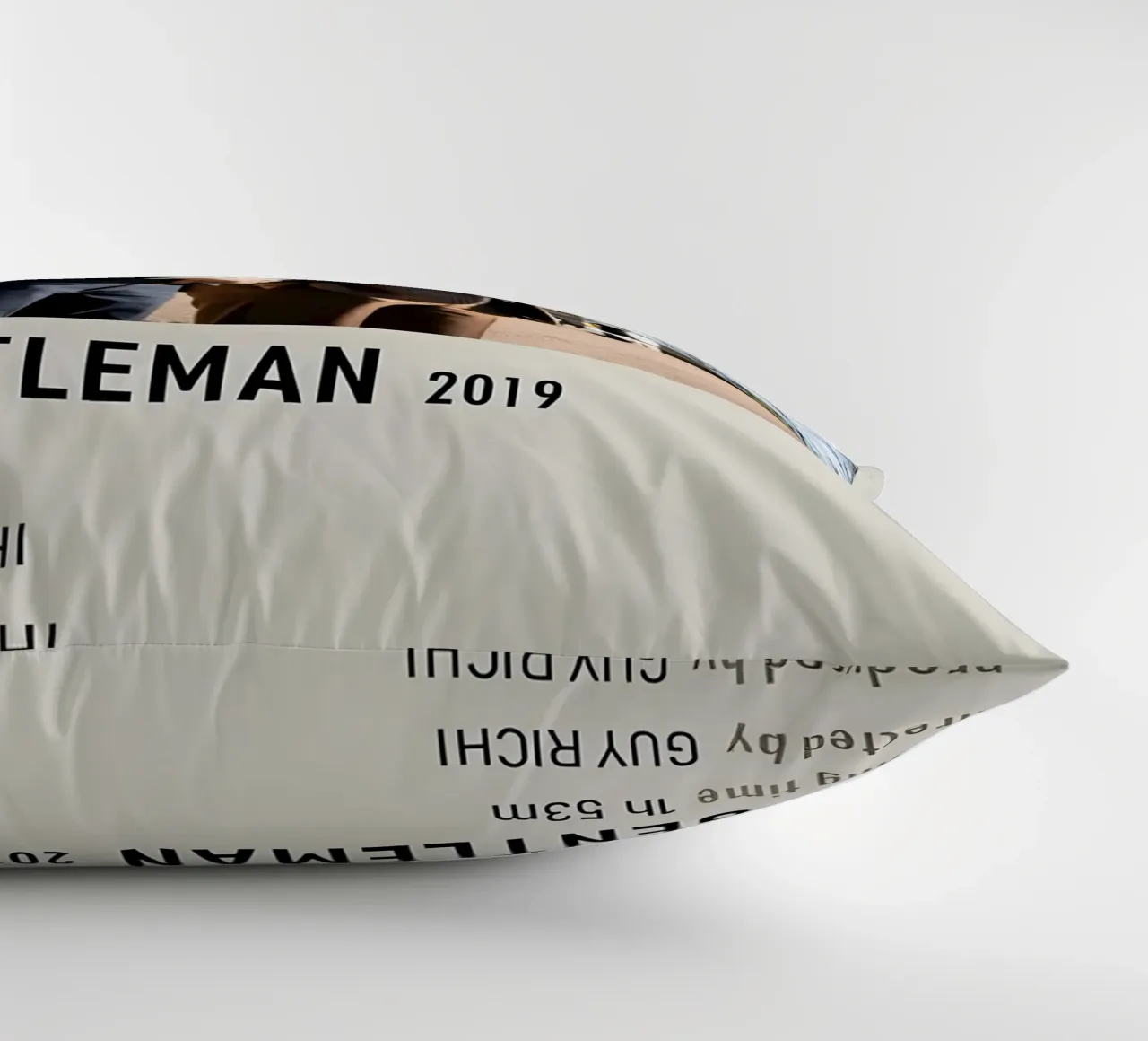 THE GENTLEMAN 2019 cuscino da MVFminimalist