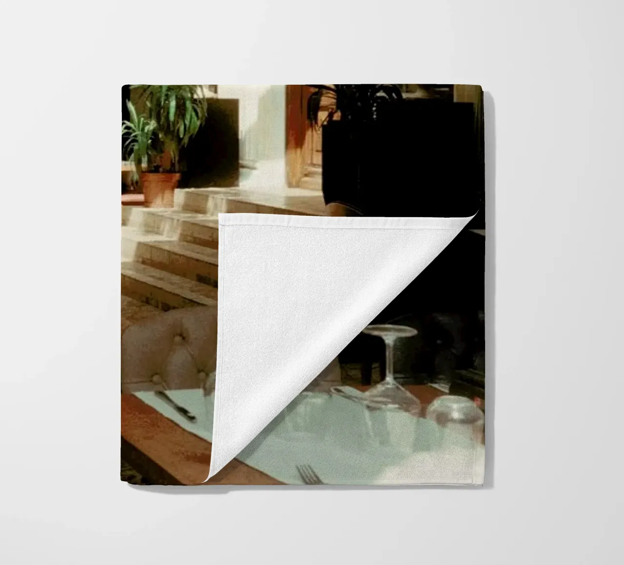 Analog Series The Small Cafe telo mare da Sebastian Hilgetag