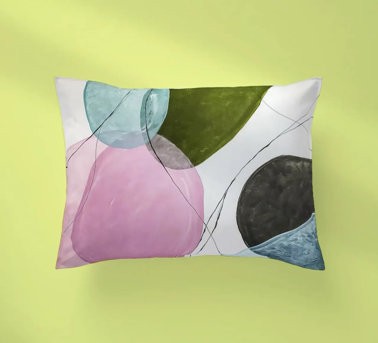 Forme galleggianti in rosa e verde oliva cuscino da Artbyvo