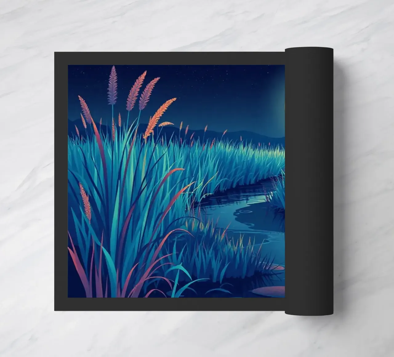 Un río susurrante entre juncos bajo una dorada luna llena felpudo de Artistic-shop