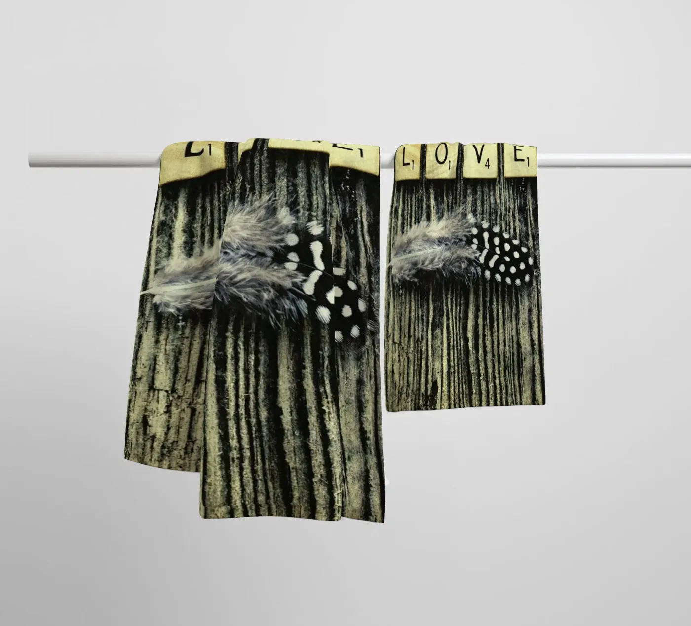 love badhanddoek van Ingrid Beddoes
