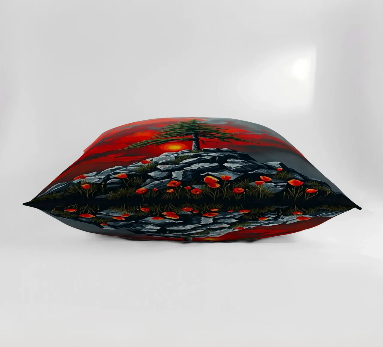 Un simbolo di resilienza in un'alba cremisi cuscino da Artistic-shop