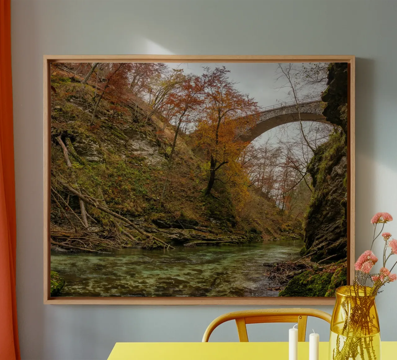 Sussurri di sentieri d'autunno tela con Cornice a cassetta da PhotoVibe Decor