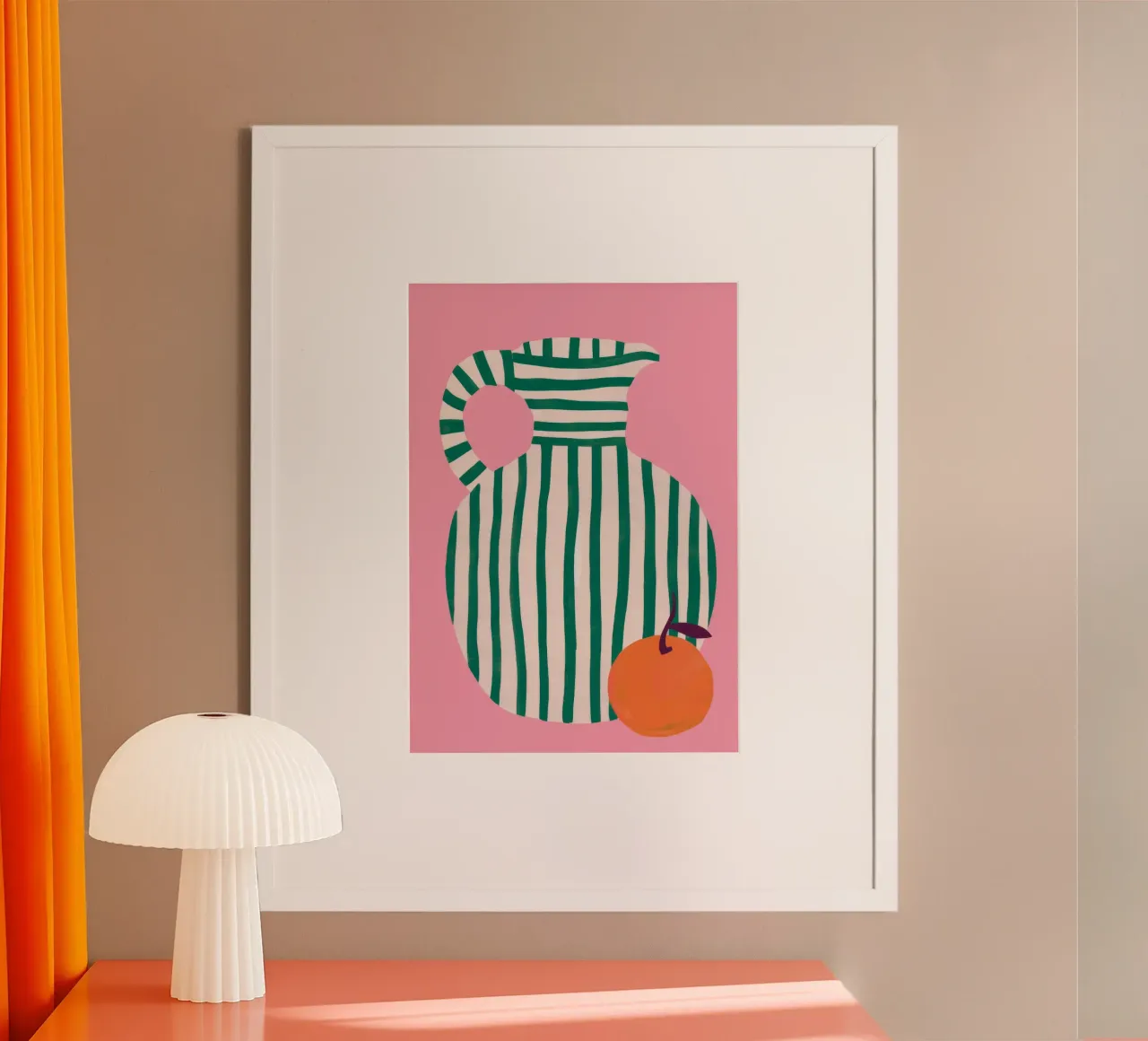 Vaso a strisce arancioni poster con telaio in plastica da Peak Delusion