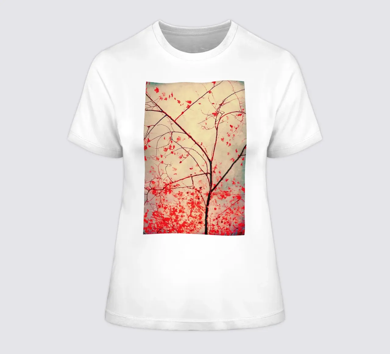 Red October t-shirt da donna da Ingrid Beddoes