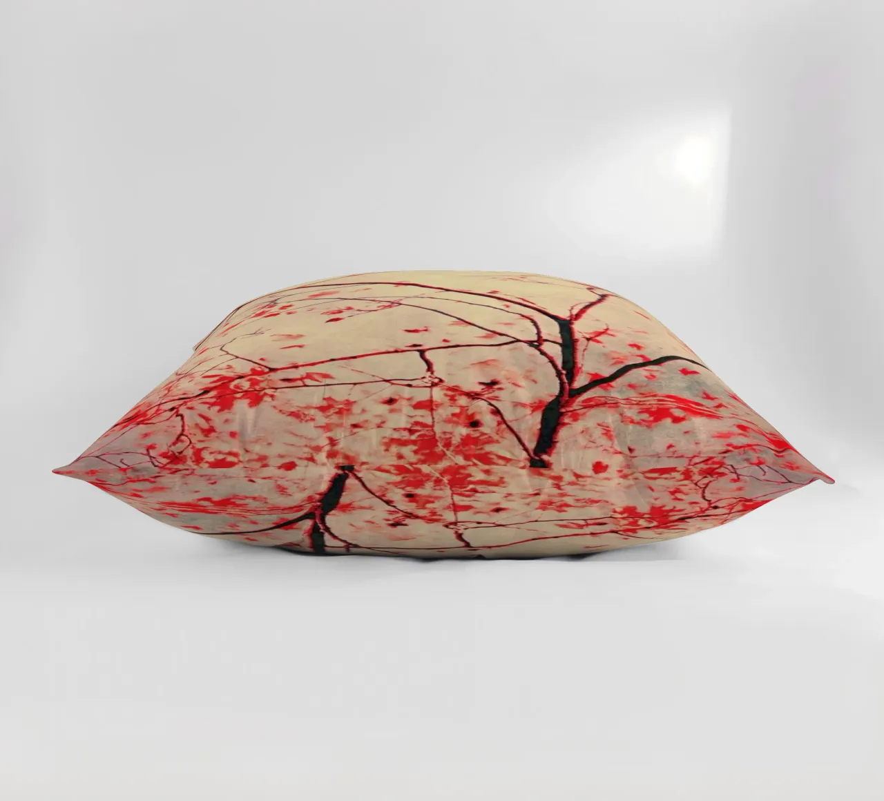 Red October cuscino da Ingrid Beddoes