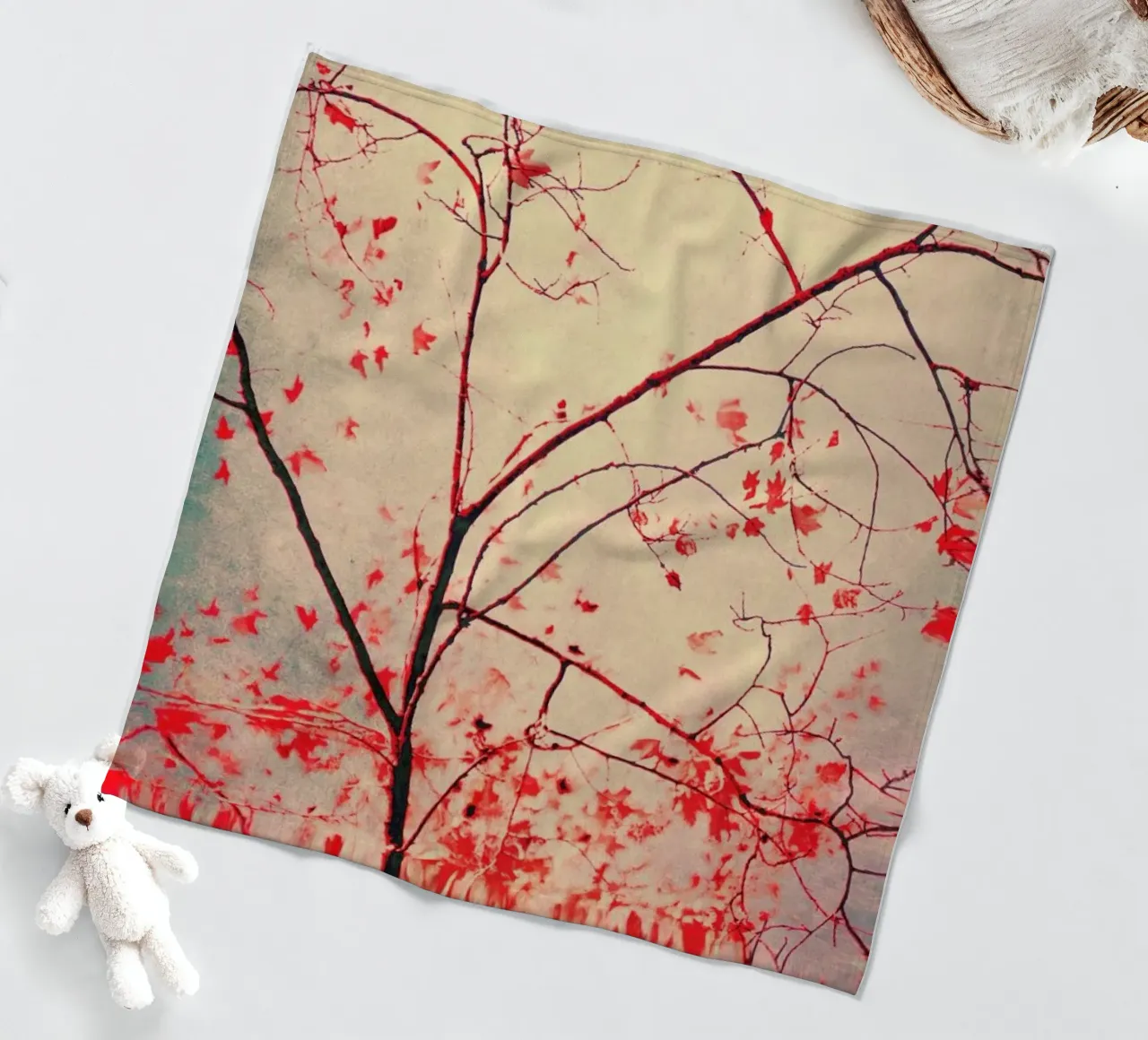 Red October coperta in pile da Ingrid Beddoes
