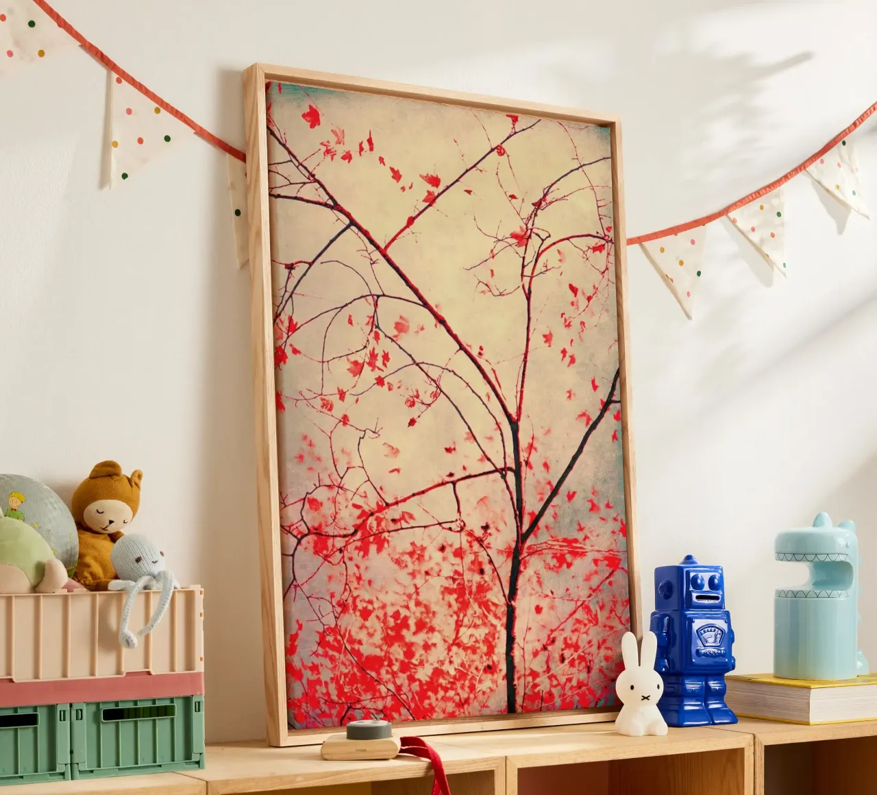 Red October tela con Cornice a cassetta da Ingrid Beddoes