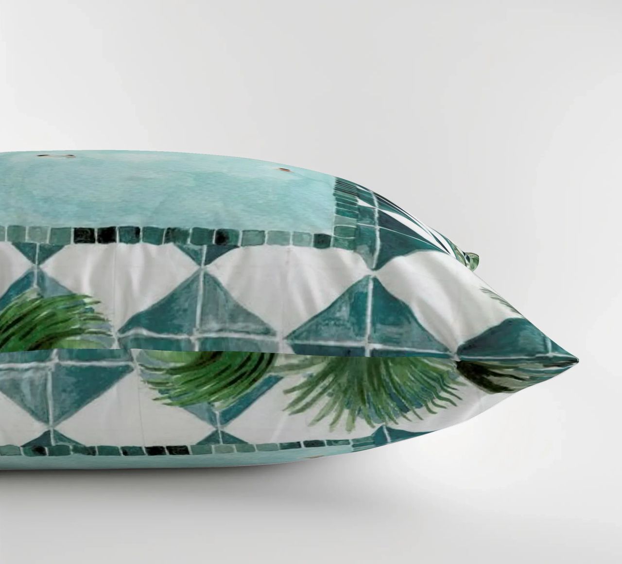 The Swimming Pool coussin de Isabelle Vandeplassche