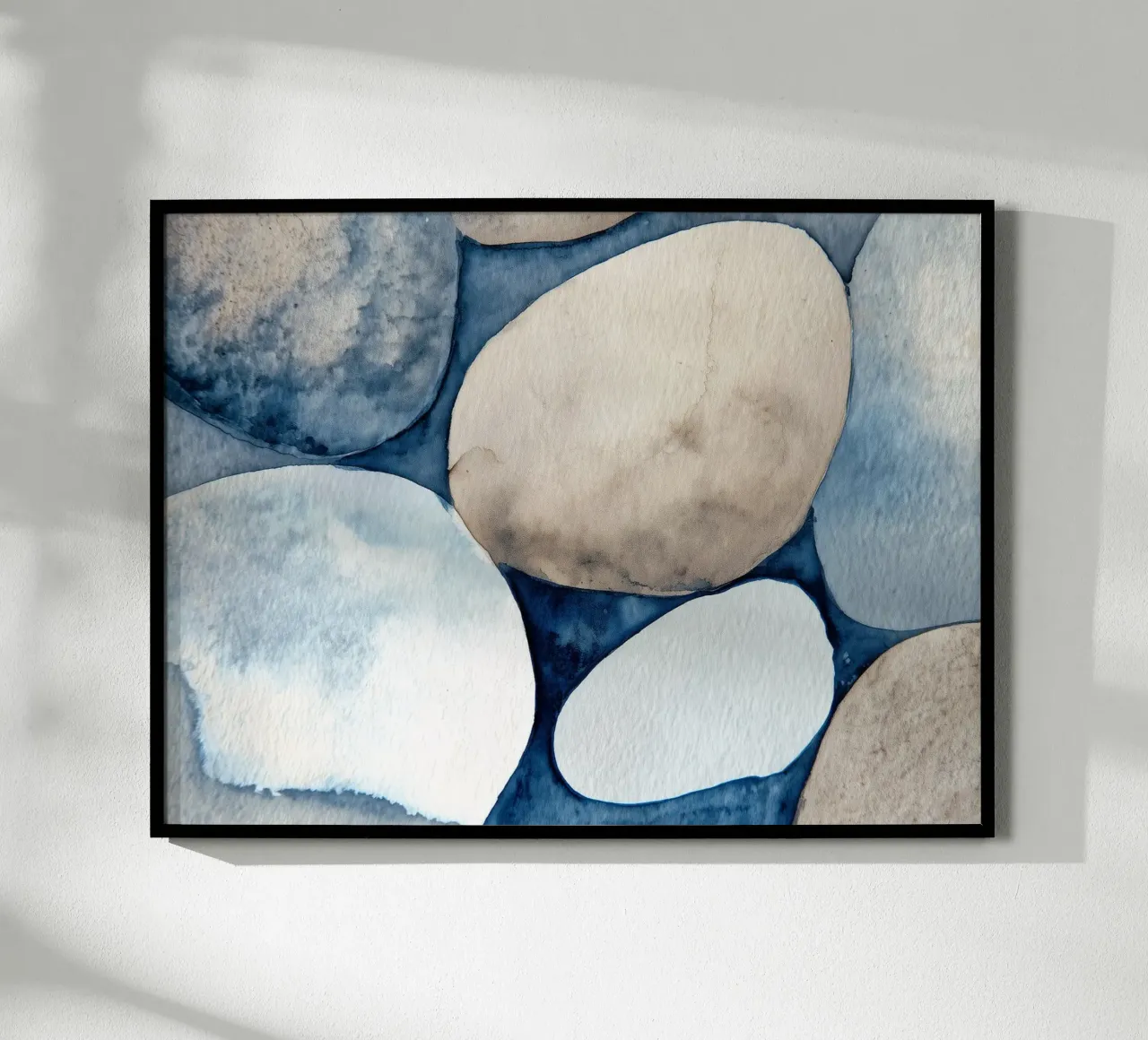 Pietre costiere poster con telaio in plastica da Matthias Keller Studio