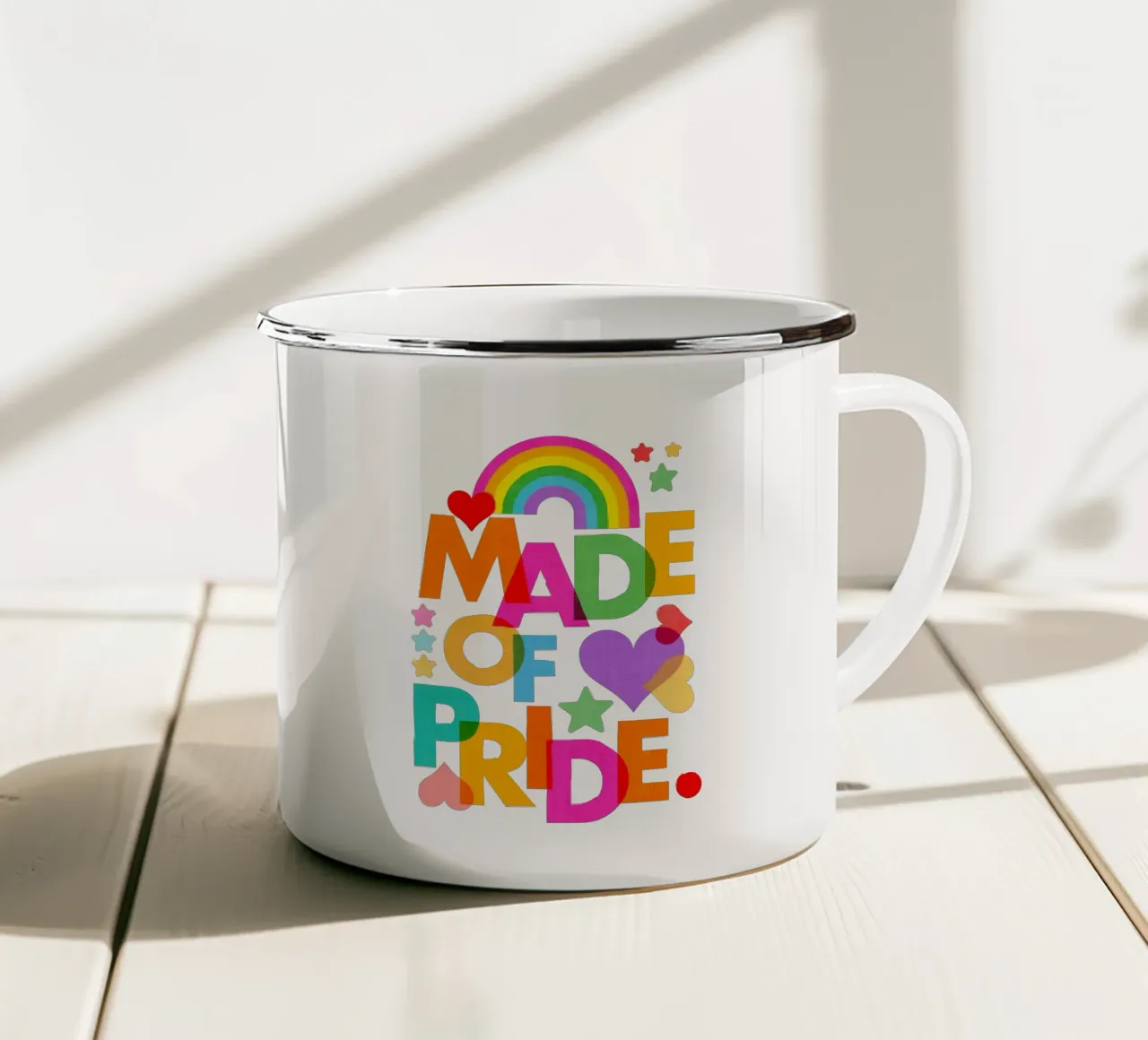 Made with Pride - Arte tipografica in grassetto con i colori dell'arcobaleno tazza in smalto da Dominique Vari Words