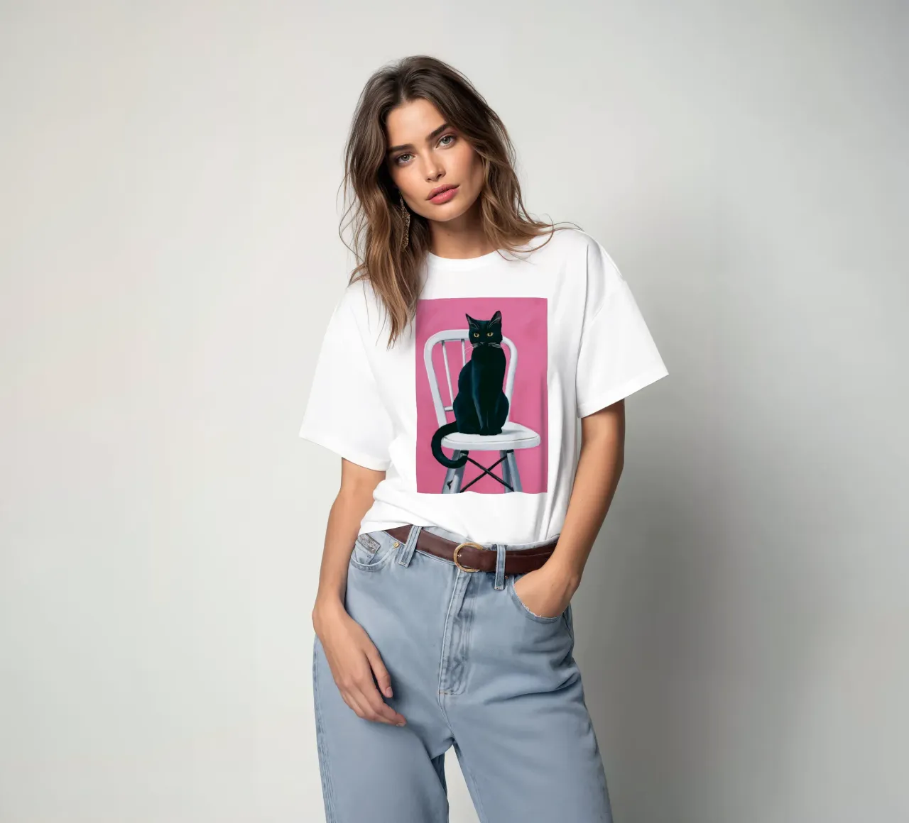 Feline Pink Stillness t-shirt da Peak Delusion