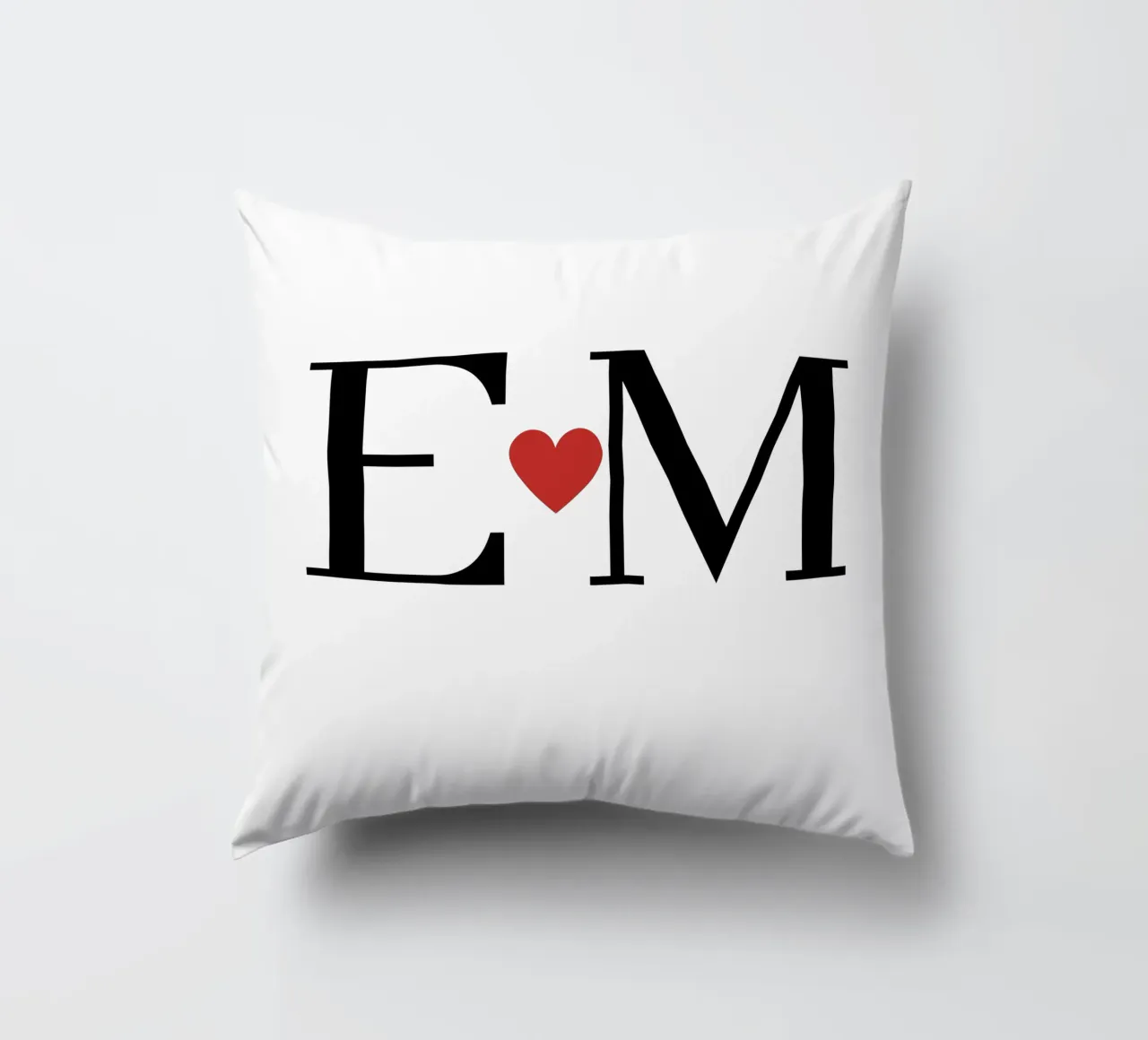E M - Iniziali d'amore personalizzate cuscino da StrindesignStudio