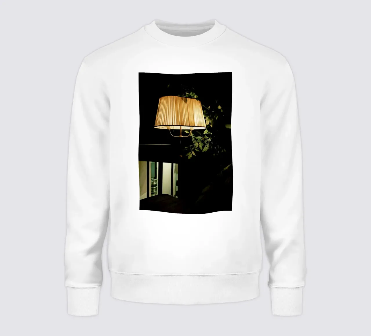 Lamp In The Cafe sudadera de Sebastian Hilgetag