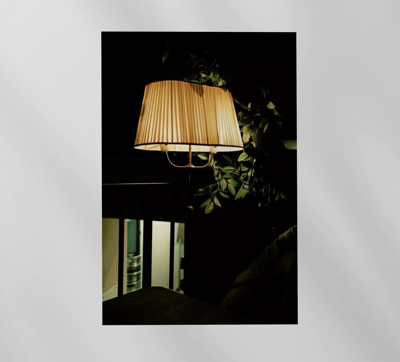 Lamp In The Cafe pellicola backlit da Sebastian Hilgetag