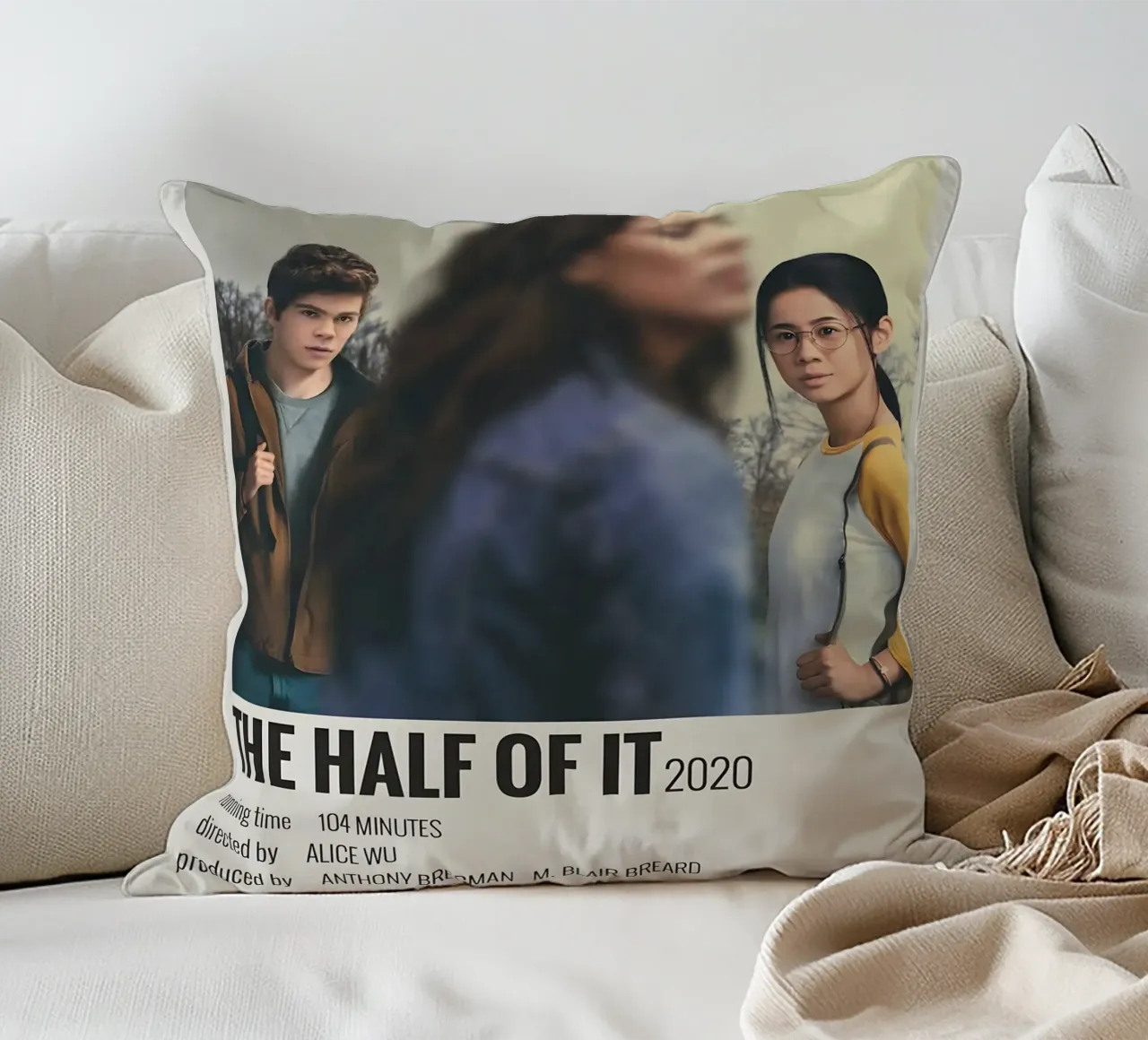 THE HALF OF IT 2020 cuscino da MVFminimalist