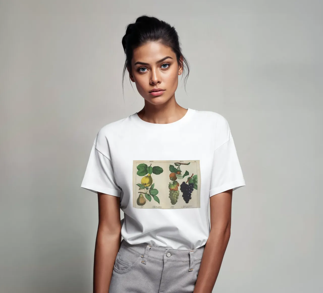 Stampa botanica di frutta d'epoca - Cotogna, pera, nespola, uva t-shirt da ClubArt