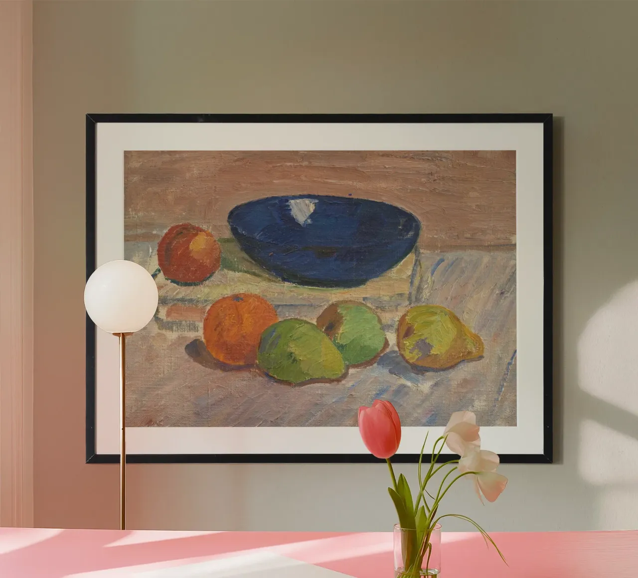 Stilleben Blaue Schale & Obst - Texturierte impressionistische Kunst Poster mit Kunststoffrahmen von ClubArt