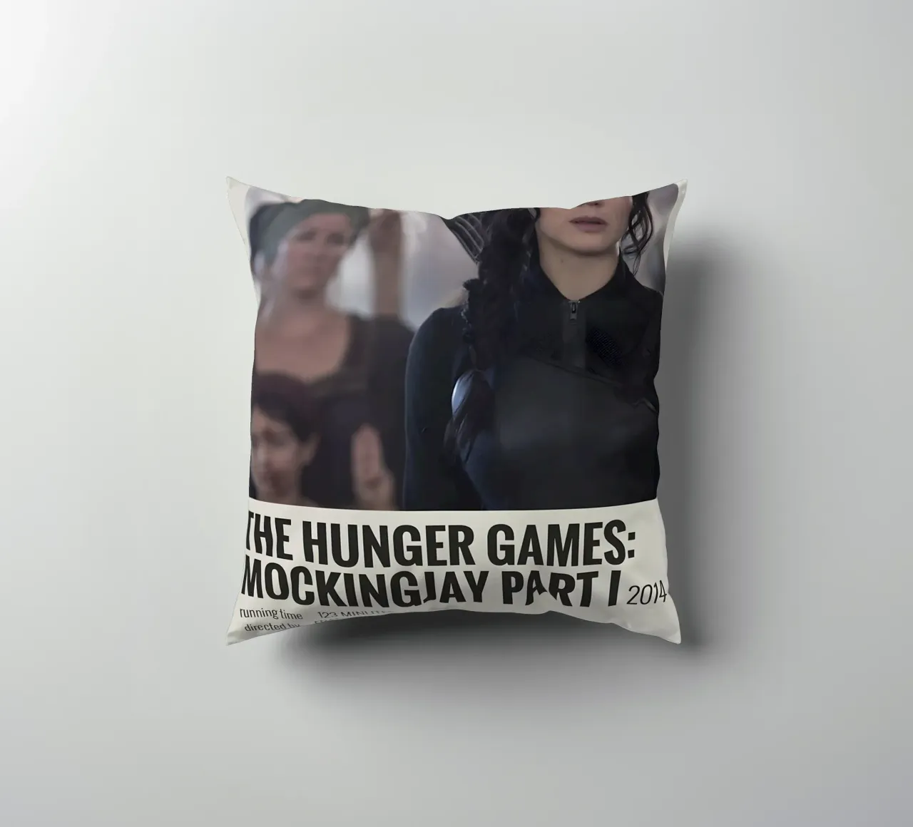 THE HUNGER GAMES MOCKINGJAY PART I 2014 Kissen von MVFminimalist