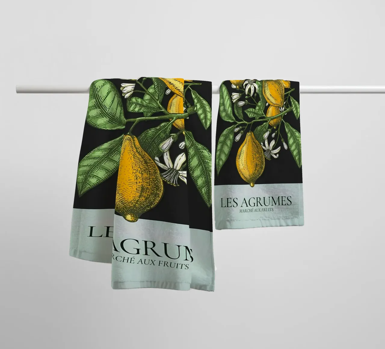 Les Agrumes - Elegante Zitrone Botanical Dark Print Handtuch von ClubArt