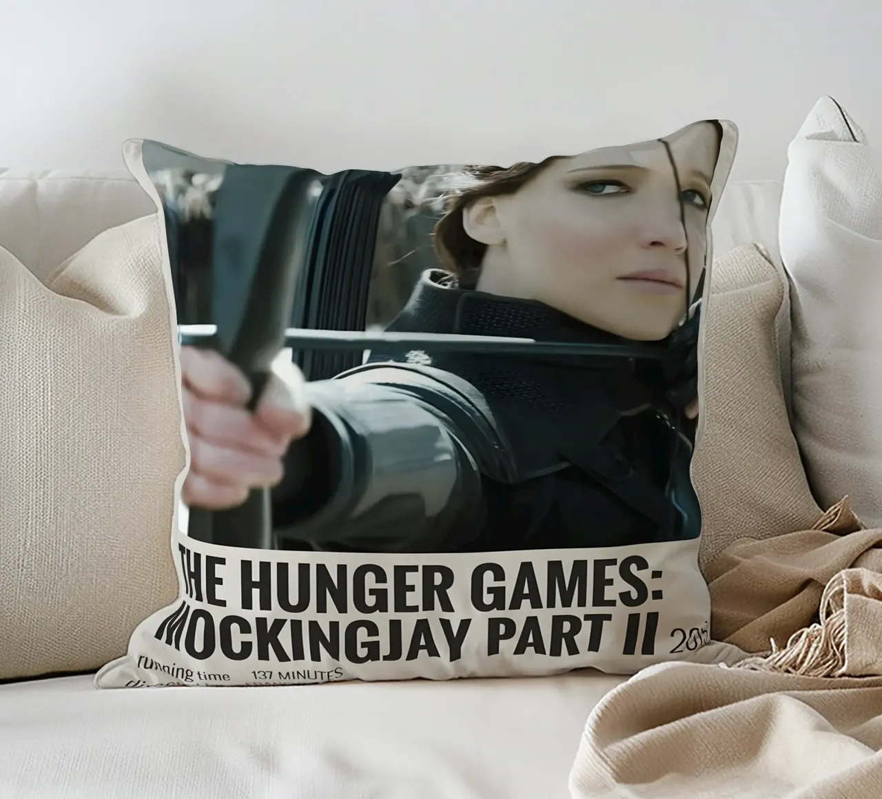 THE HUNGER GAMES MOCKINGJAY PART II 2015 cuscino da MVFminimalist