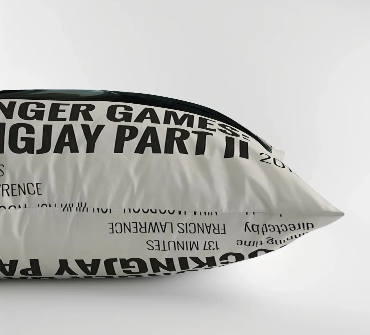 THE HUNGER GAMES MOCKINGJAY PART II 2015 cuscino da MVFminimalist