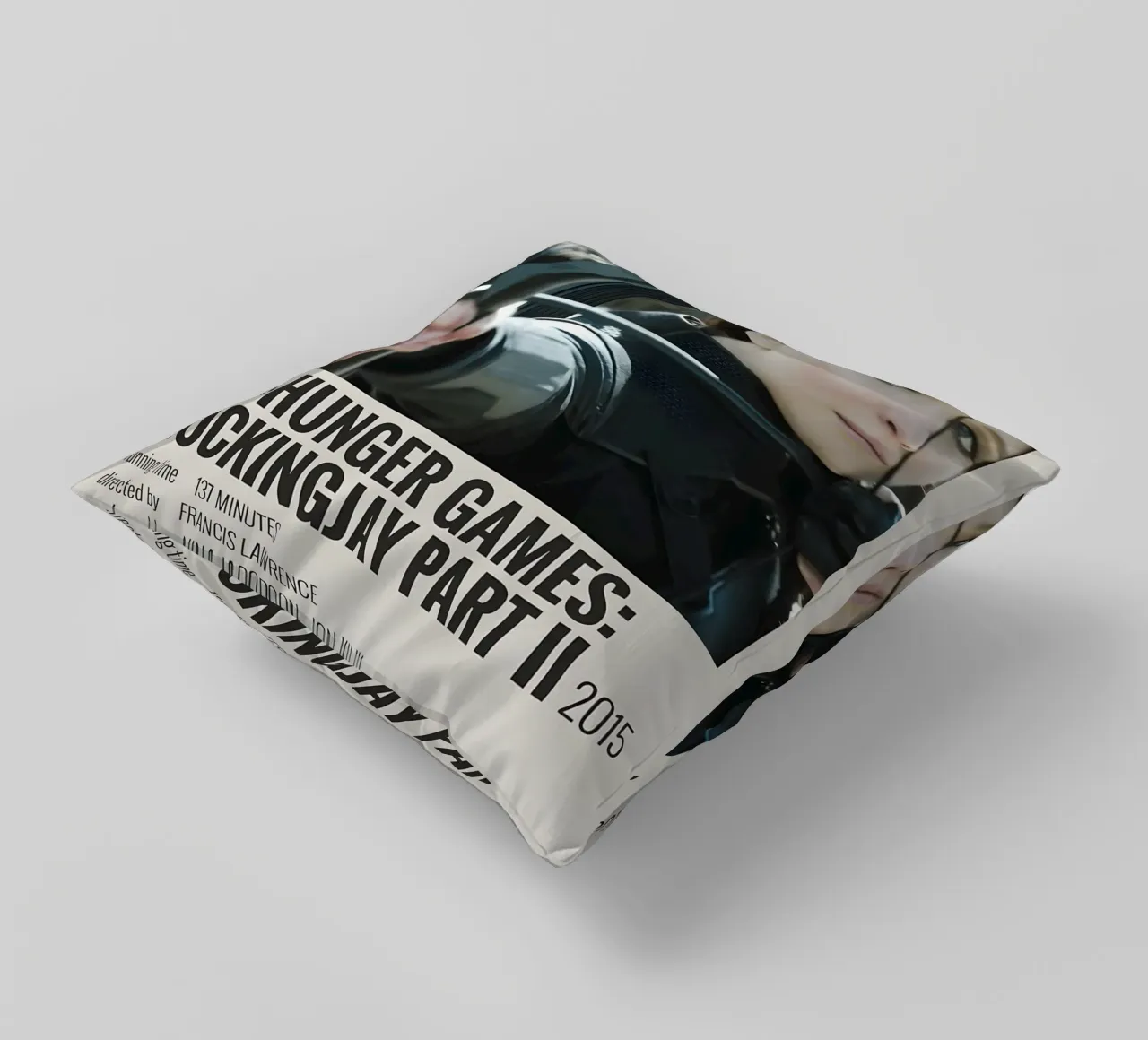 THE HUNGER GAMES MOCKINGJAY PART II 2015 cuscino da MVFminimalist