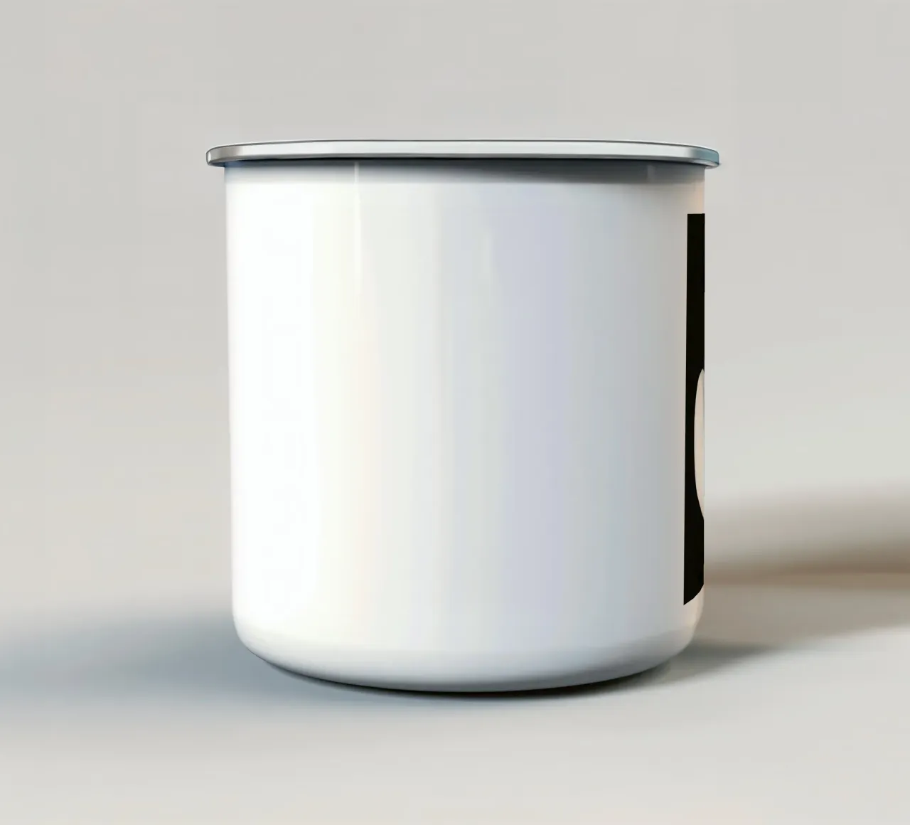 Negative space 04 tazza in smalto da Little Dean