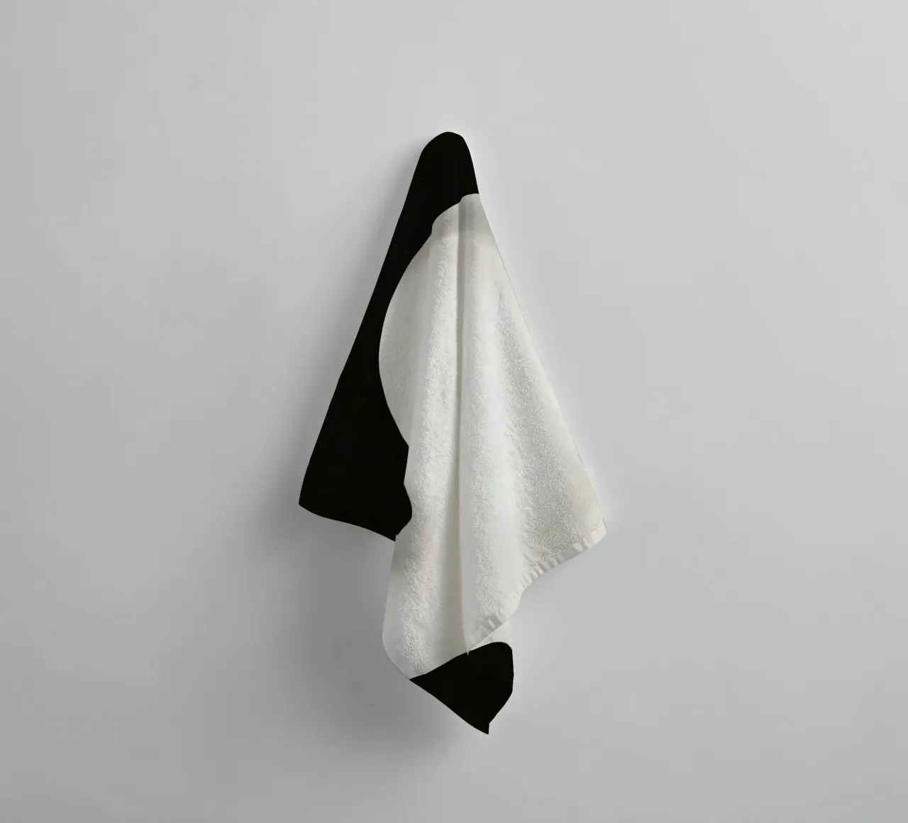 Negative space 04 asciugamano da bagno da Little Dean