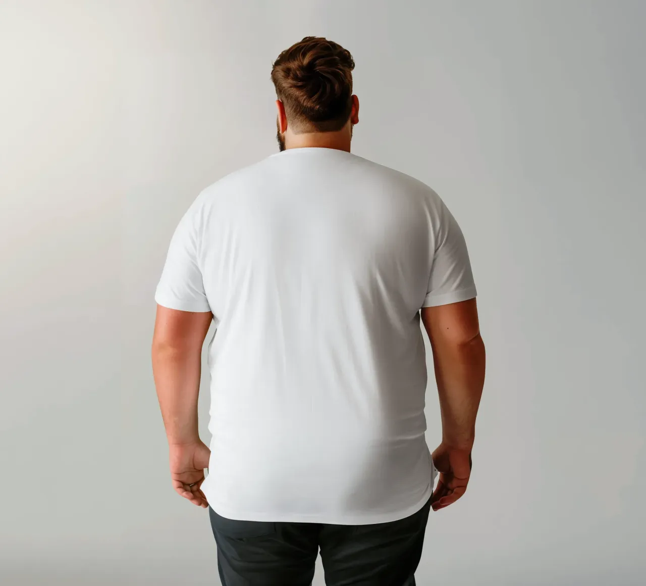 silhouette di un ponte di notte t-shirt da Piper Shop Oke