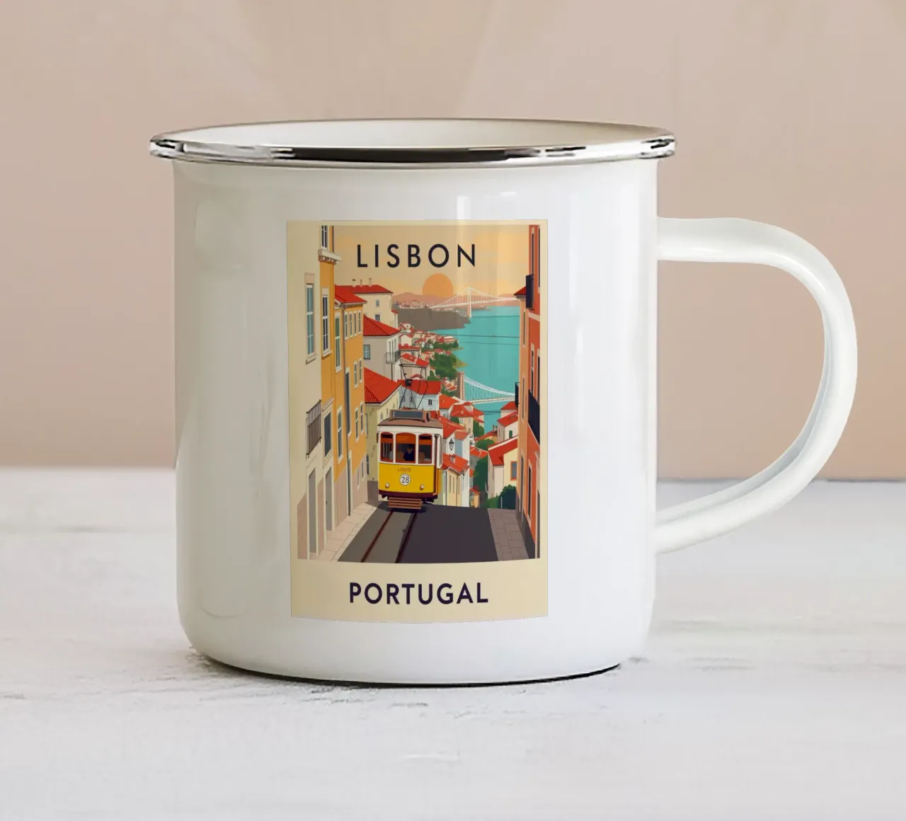 Lisbona Viaggio d'epoca tazza in smalto da HicksShop