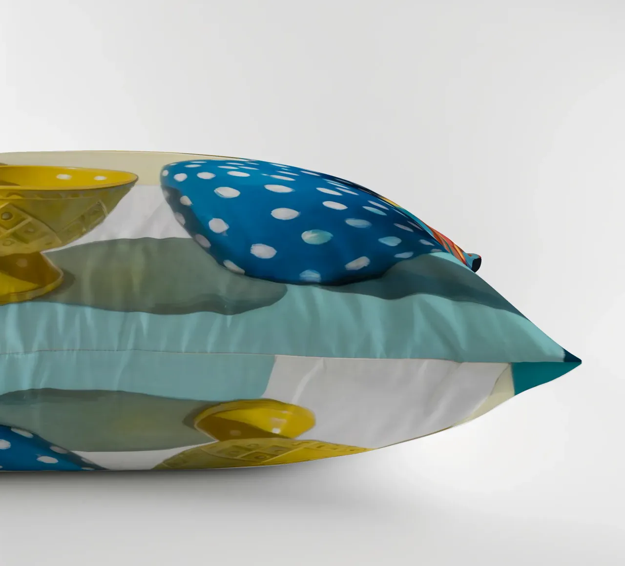 Vaso a pois blu cuscino da Stone Decade