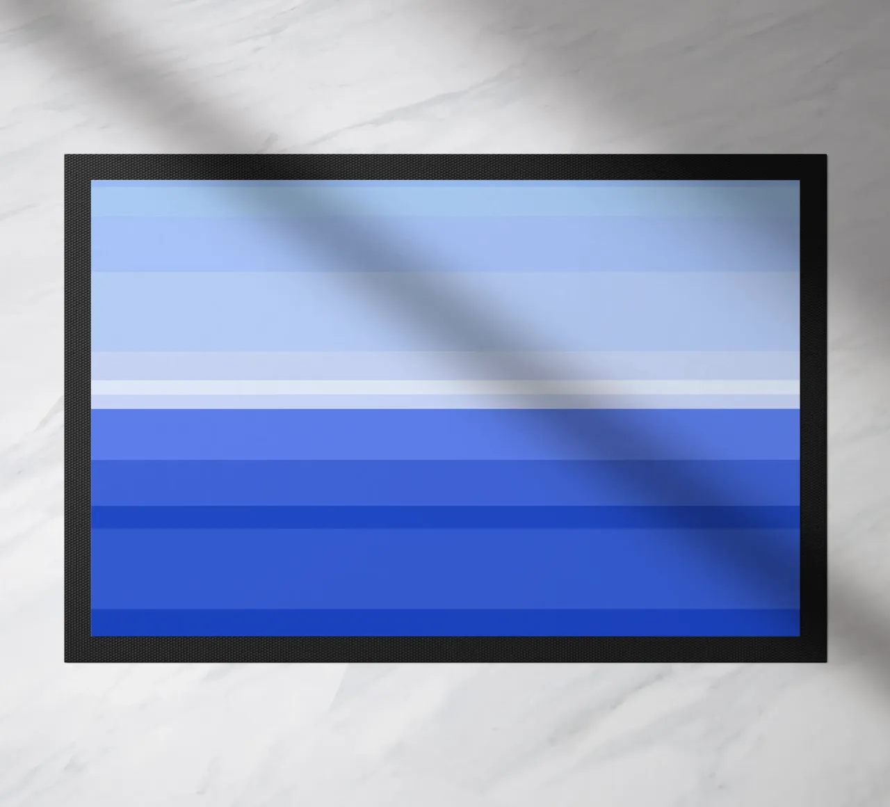 Vue de la mer, graphisme dans les tons bleus paillasson de Lilou Art