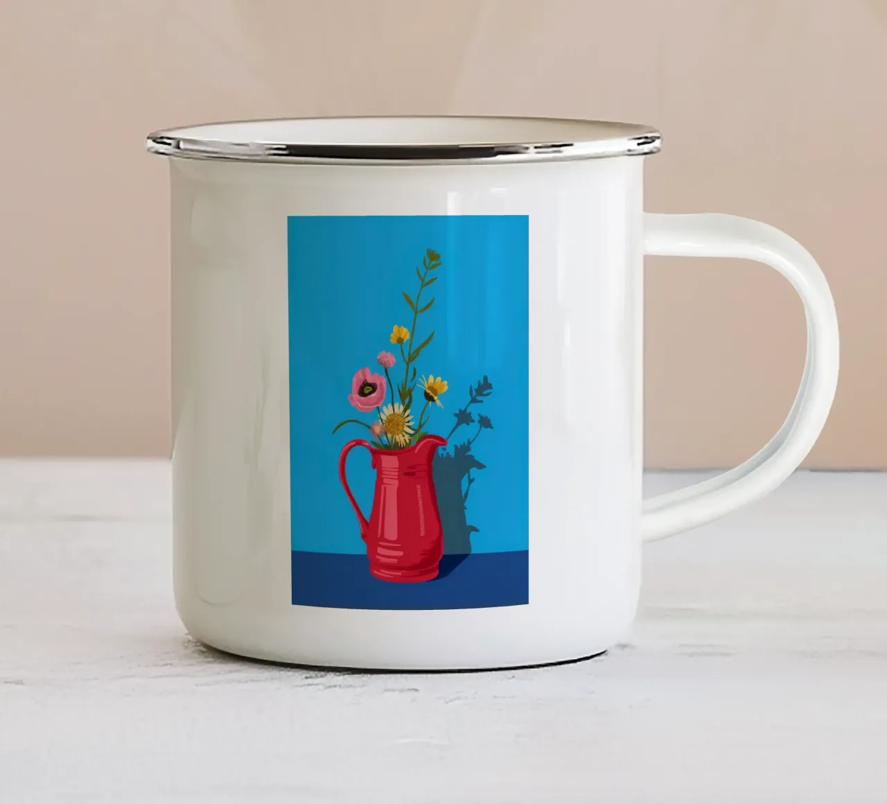 Brocca rossa Fiori blu tazza in smalto da Muse Artworks