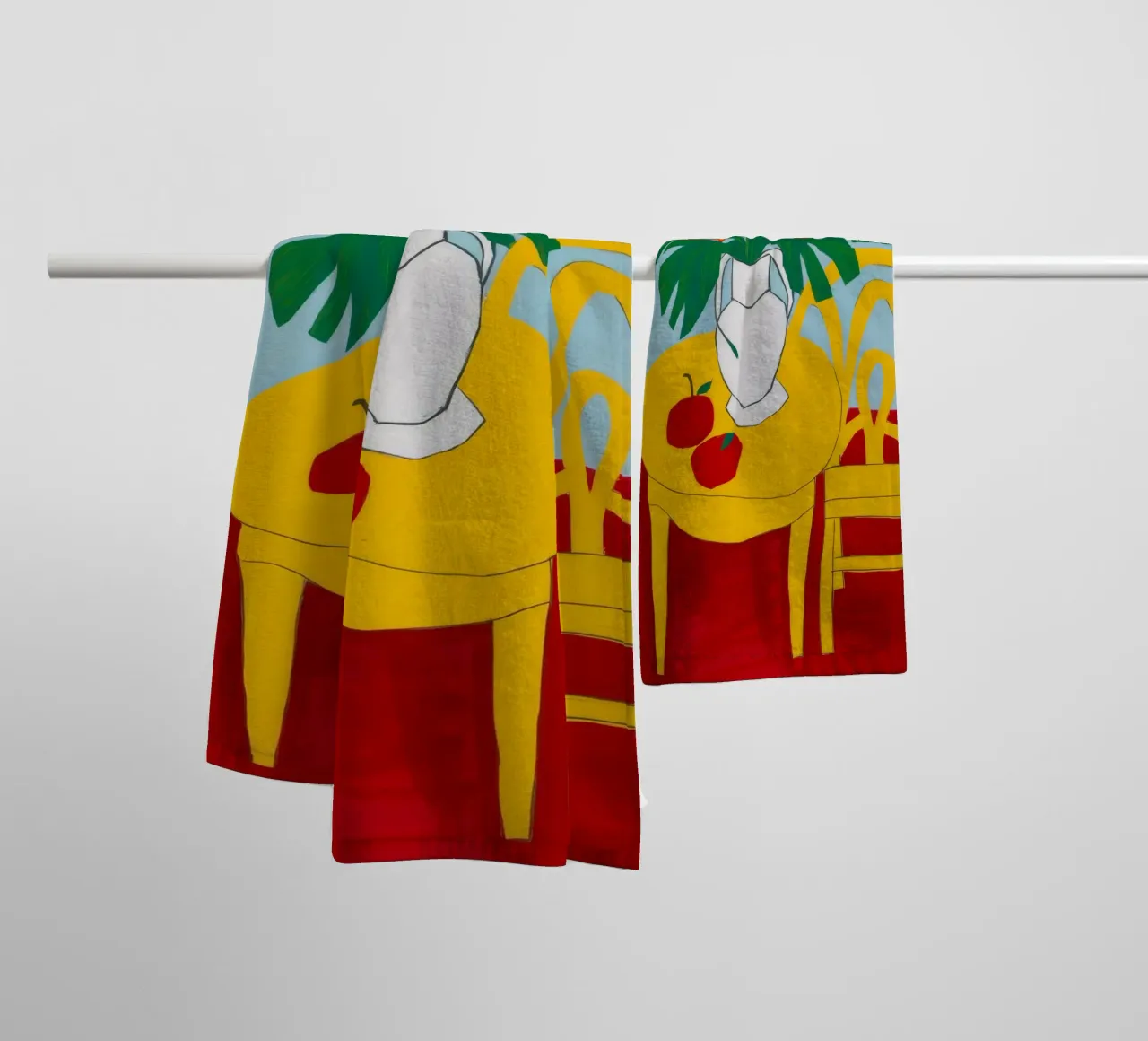 Table rouge Chaise jaune serviette de bain de Muse Artworks