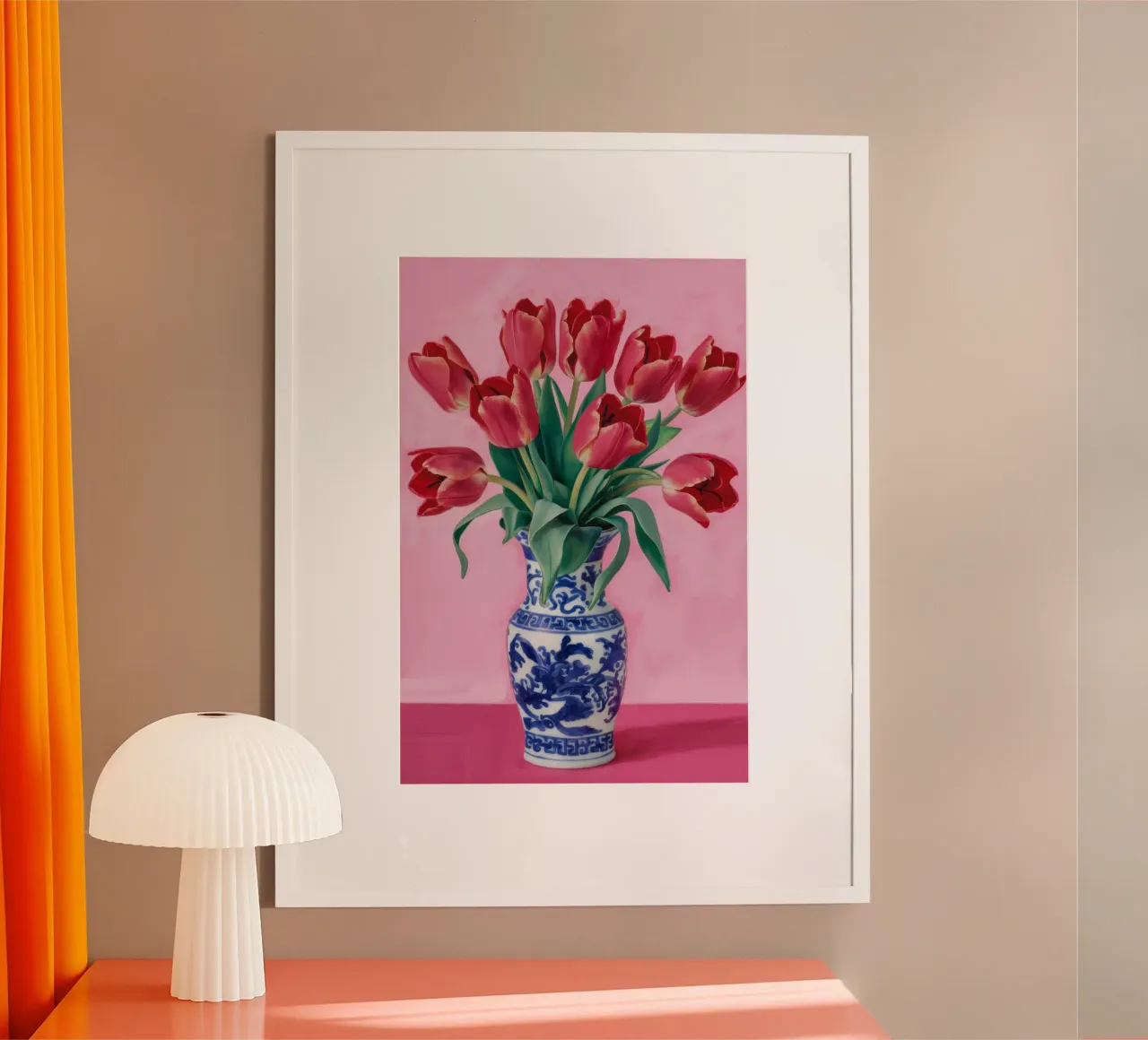 Vaso Chinoiserie Tulipani poster con telaio in plastica da Muse Artworks