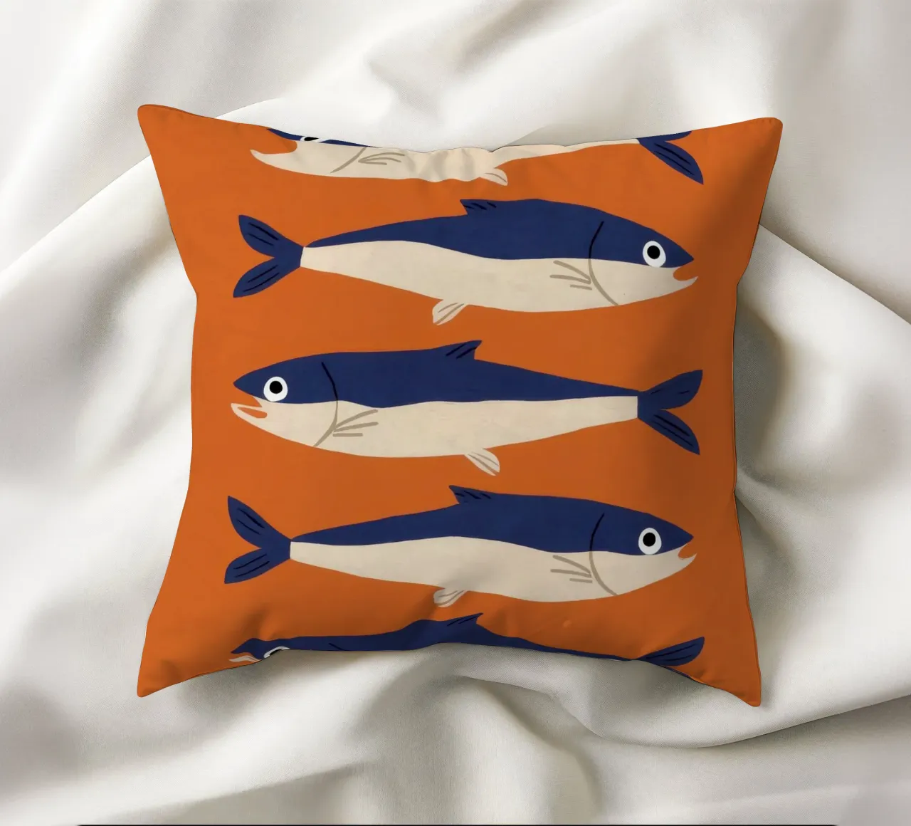 Sardine School Stilte kussen van Pale Aura