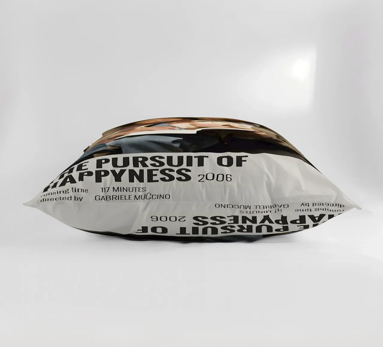 THE PURSUIT OF HAPPYNESS 2006 cuscino da MVFminimalist