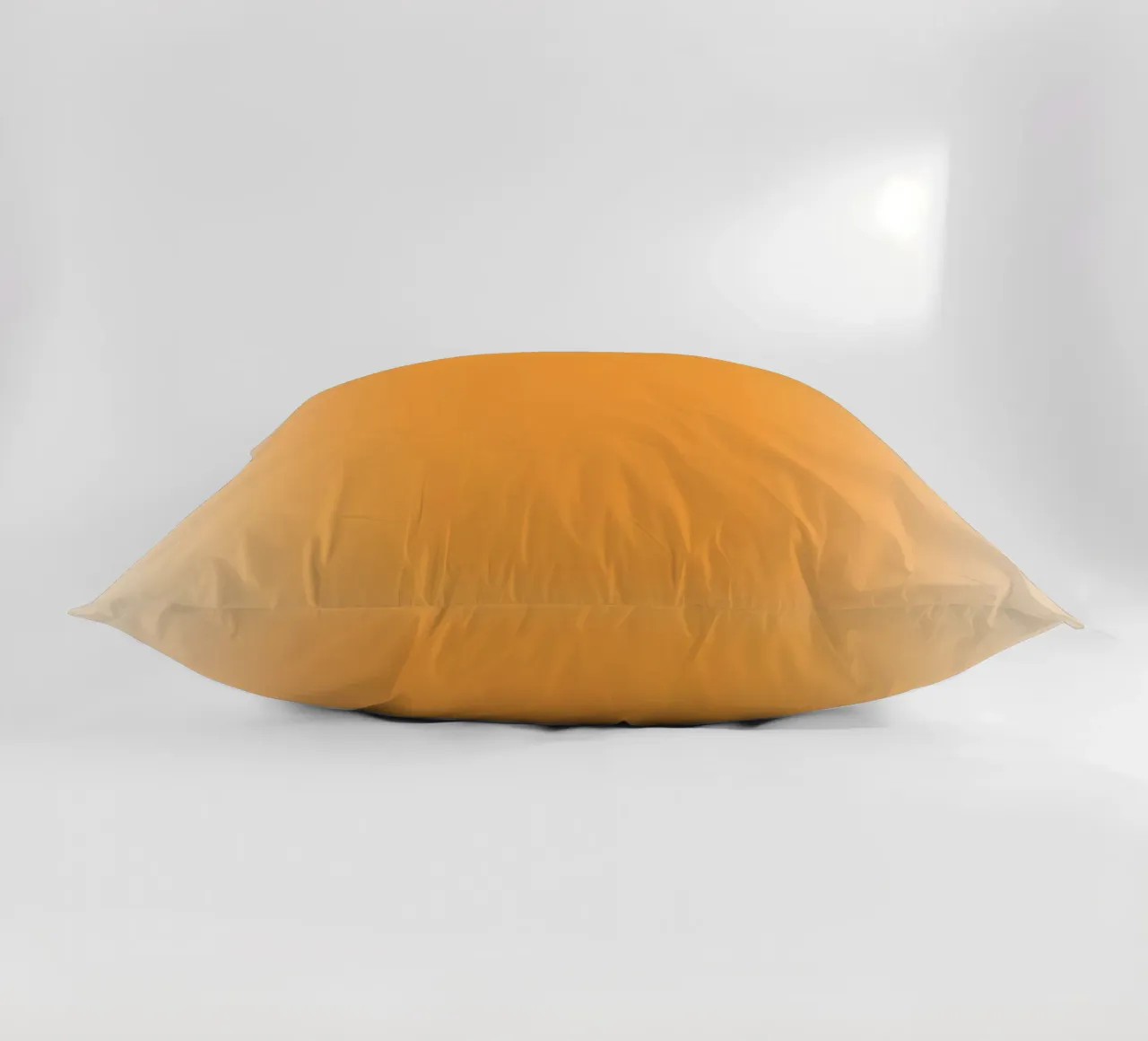Lebendige Orange Sonnenuntergang Aura Gradient Abstrakte Poster Kunst Kissen von homdeco