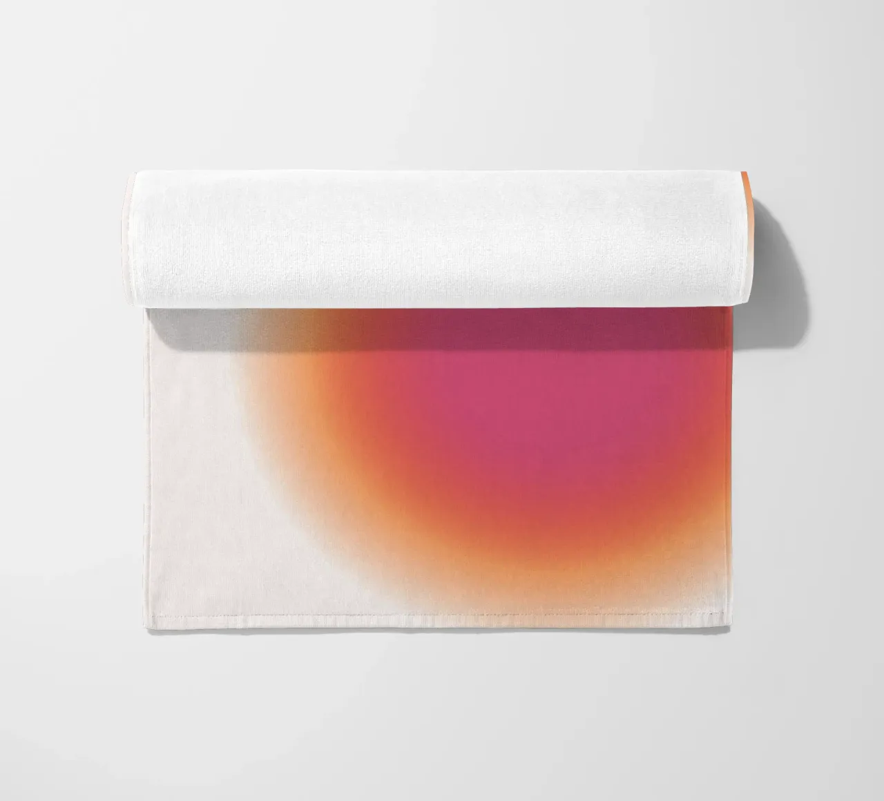 Abstracte Fuchsia & Oranje Aura Verloop Kunstdruk strandhanddoek van homdeco