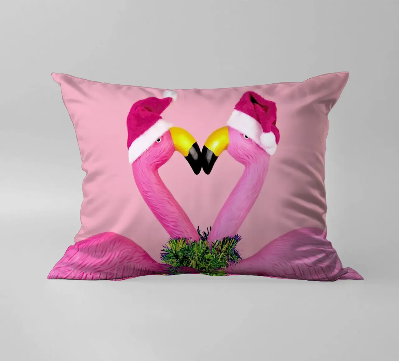 Santa Flamingo cuscino da Juj Winn