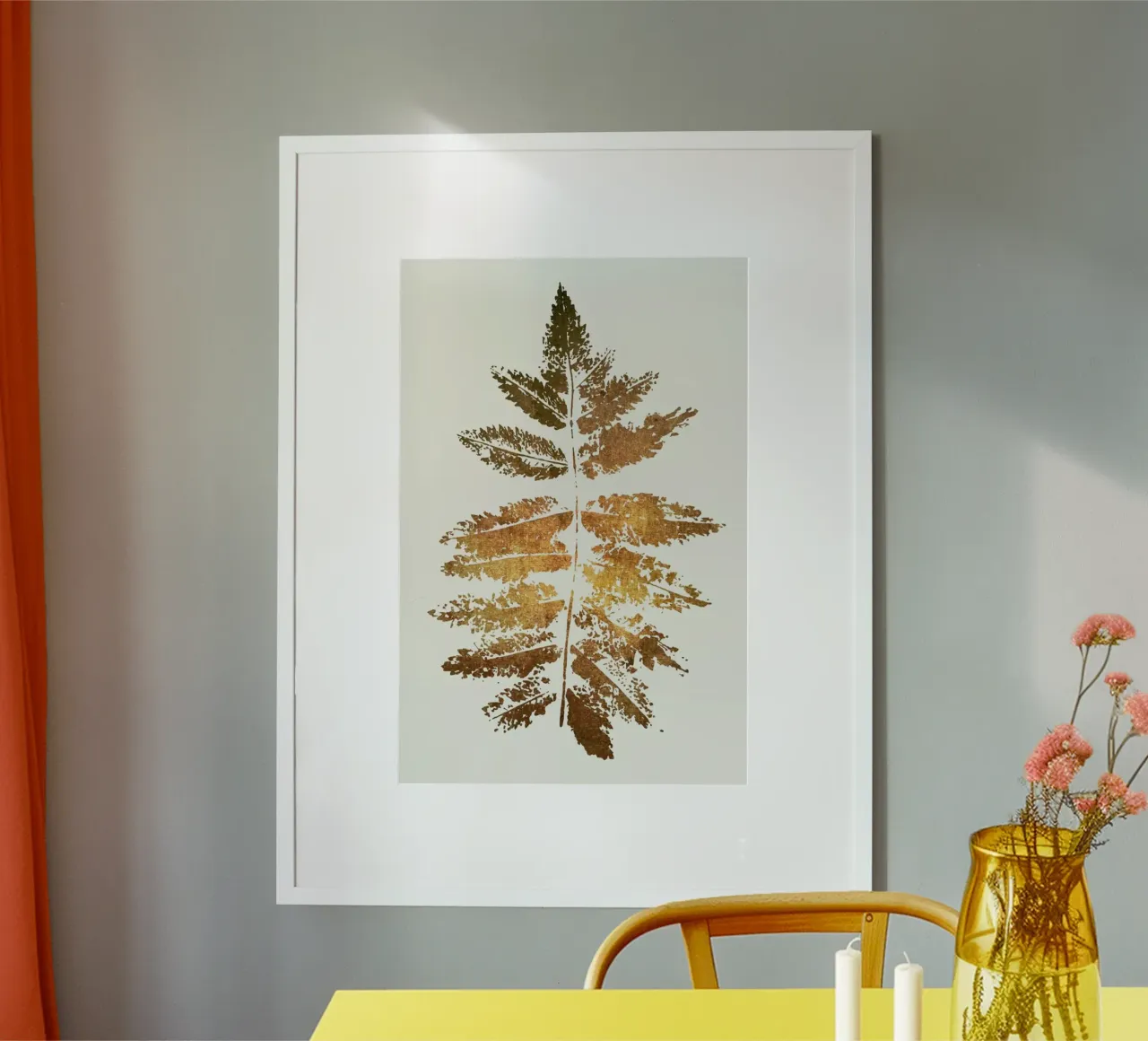 Oak Leaf Print (gold) poster con telaio in plastica da Kubistika