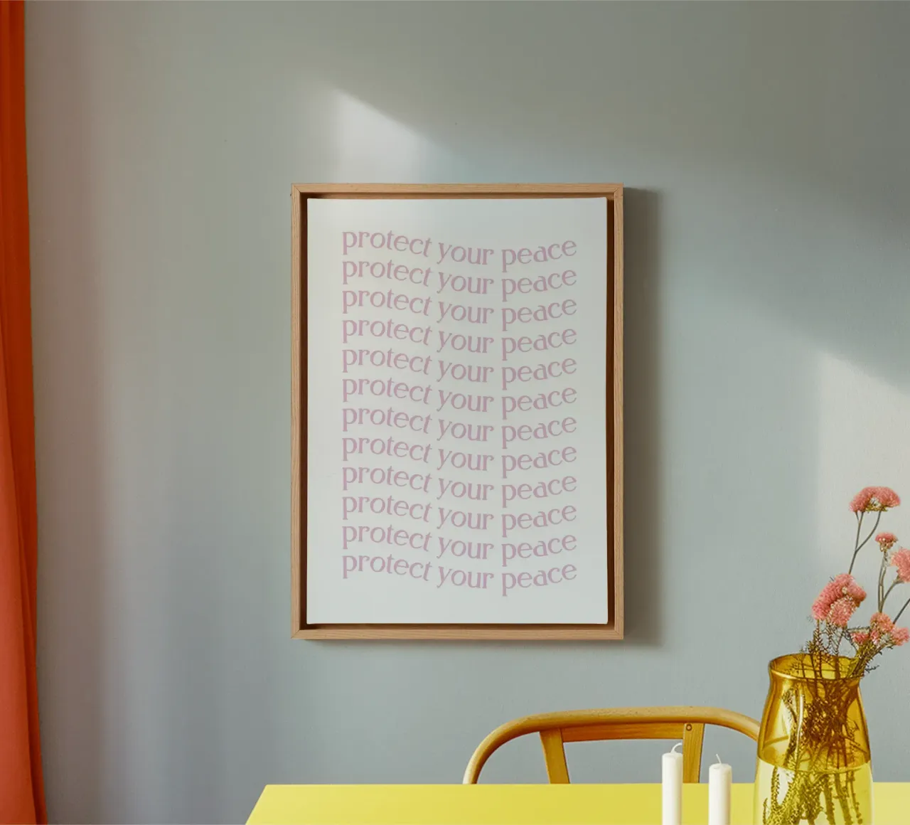 Poster estetico "Proteggi la tua pace" con testo ripetuto in rosa tela con Cornice a cassetta da homdeco
