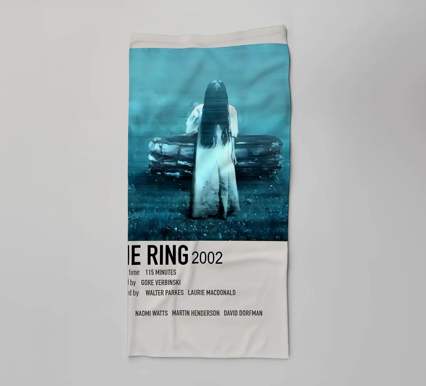 THE RING 2002 Handtuch von MVFminimalist