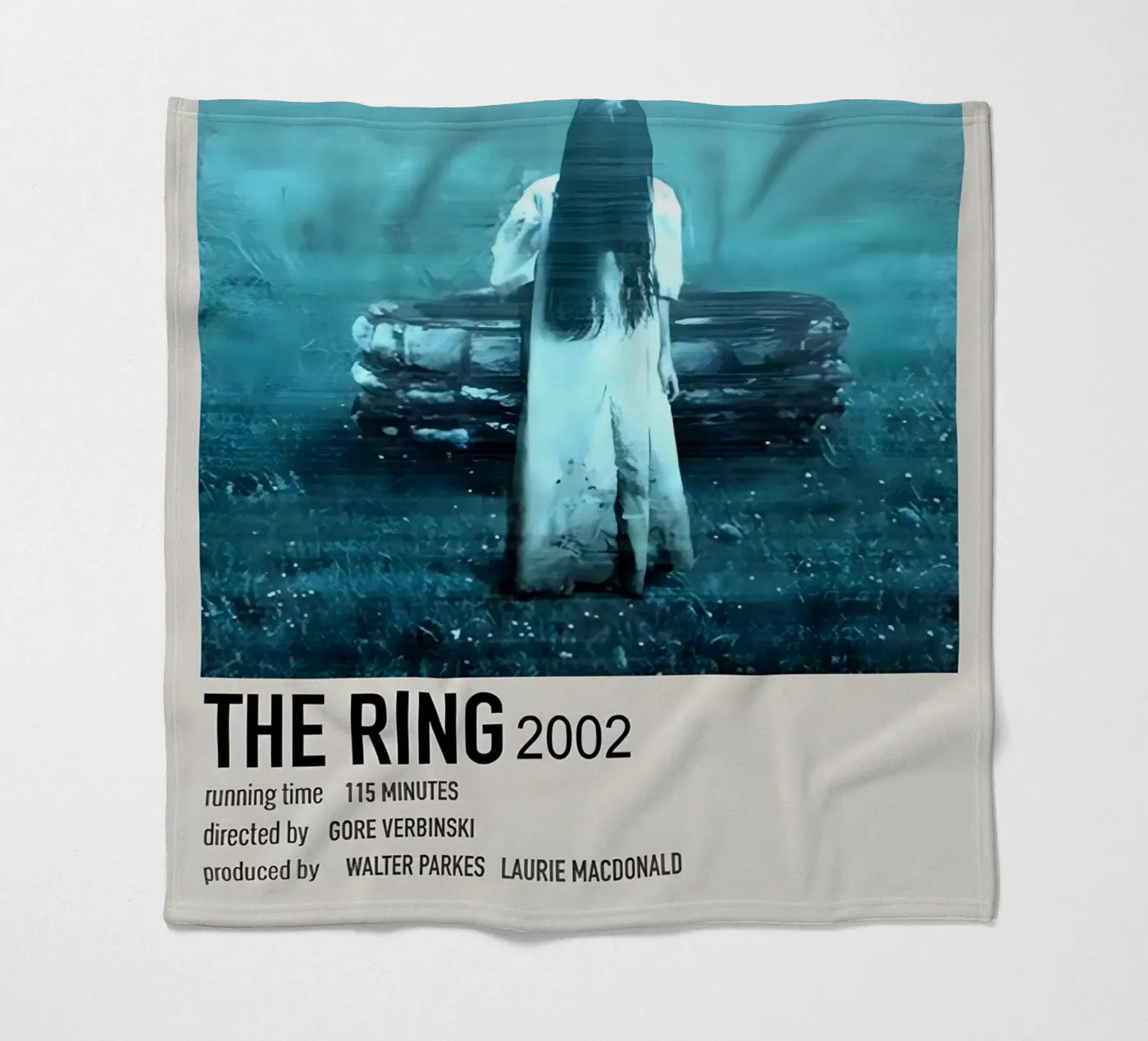 THE RING 2002 Fleecedecke von MVFminimalist