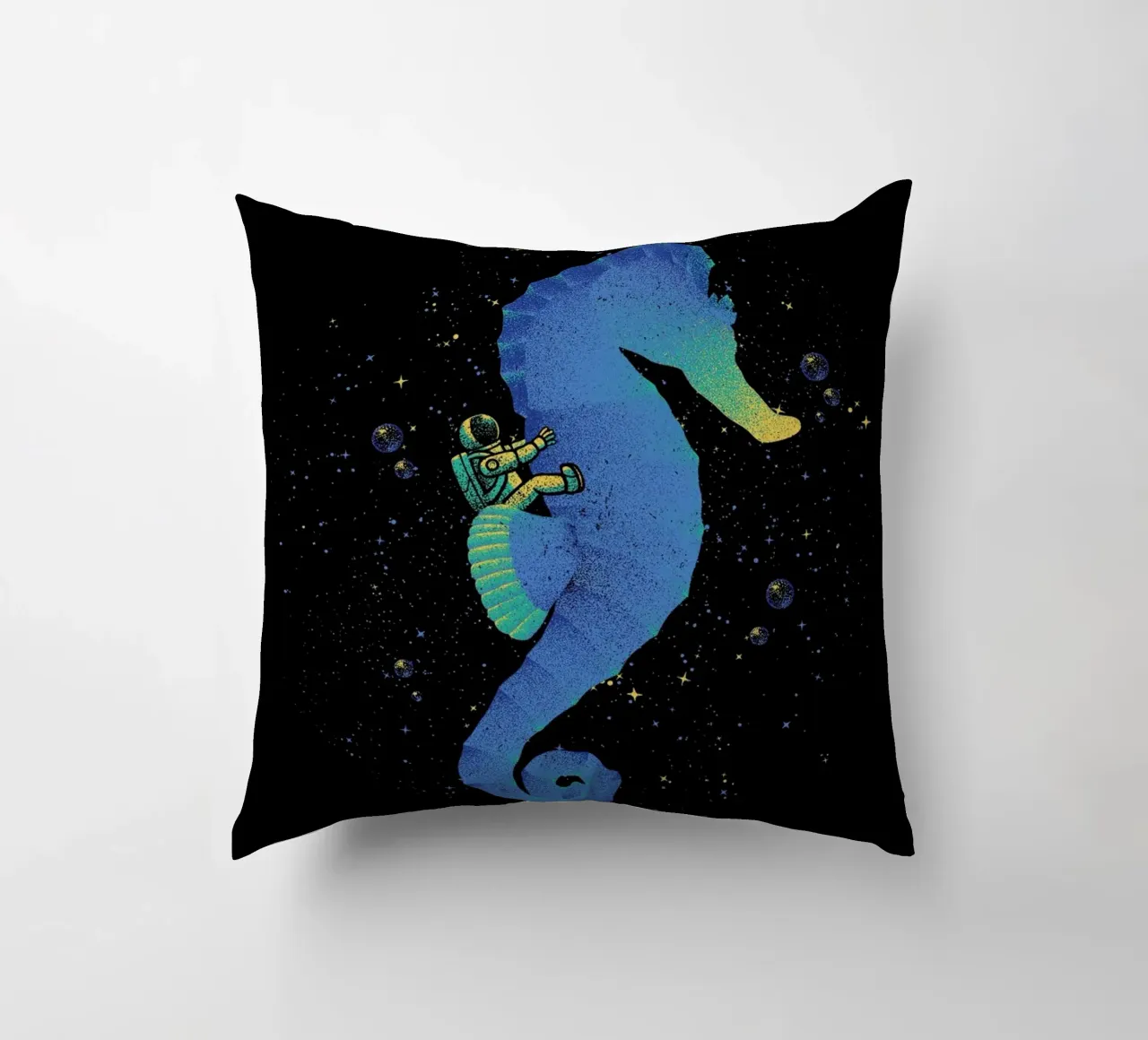 Riding A Sea Horse Astronaut cuscino da Tobe Fonseca