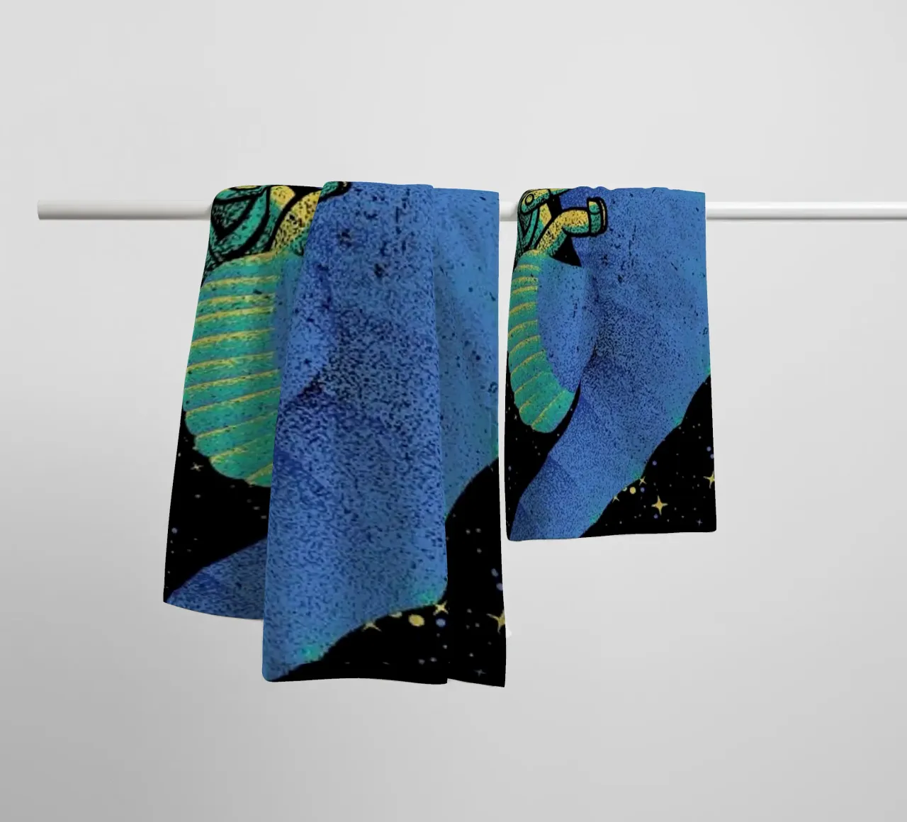 Riding A Sea Horse Astronaut asciugamano da bagno da Tobe Fonseca