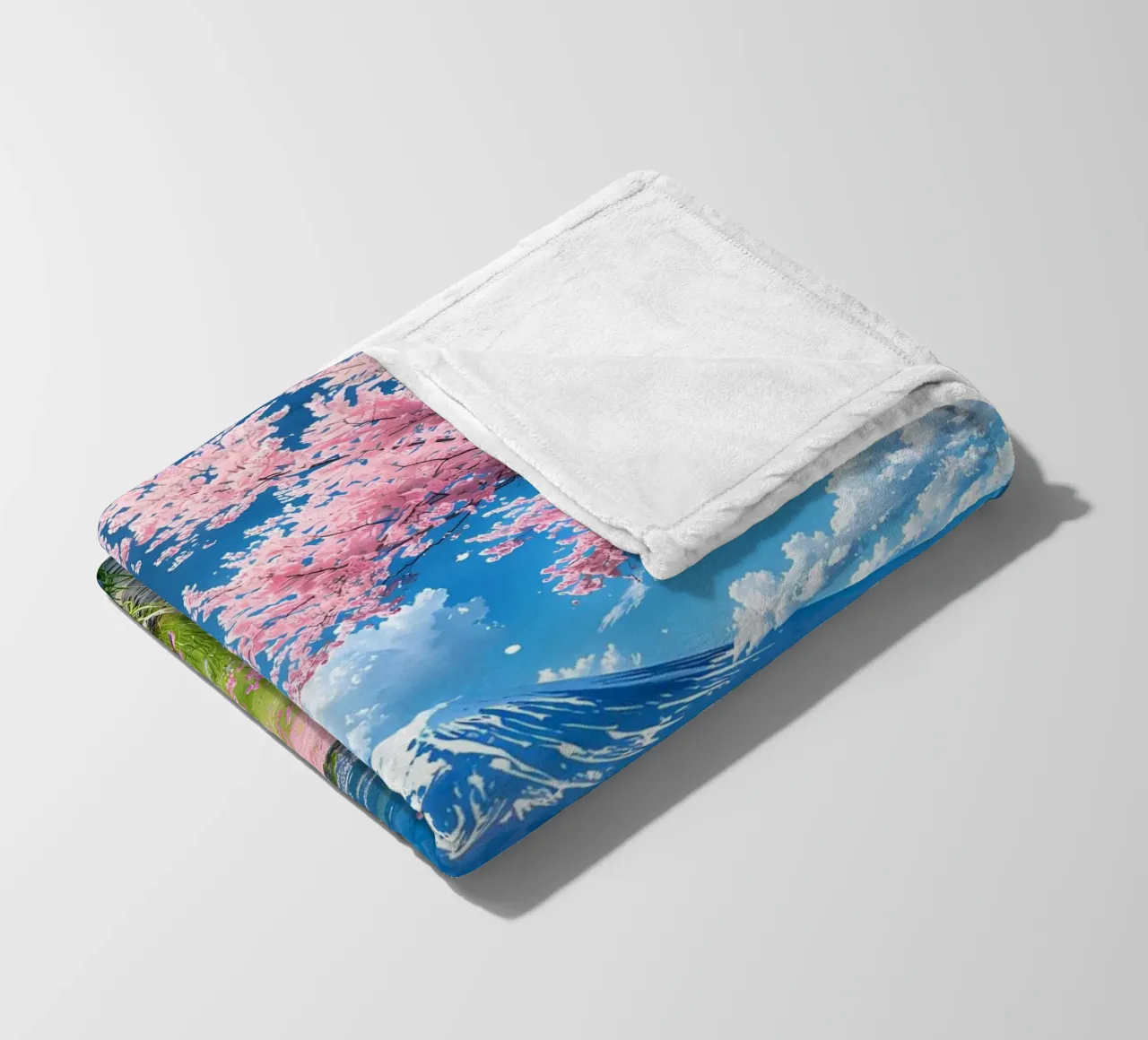 montagna dei ciliegi in fiore coperta in pile da Lesley Sturgess